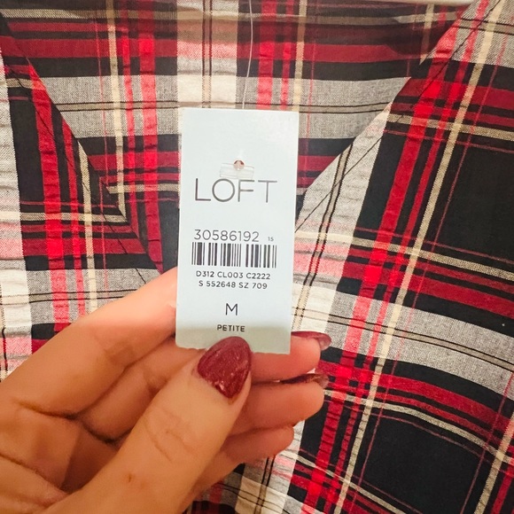 Loft medium red/black/white plaid top sheer/ elastic ruffle sleeves NWT Holiday - Picture 4 of 11